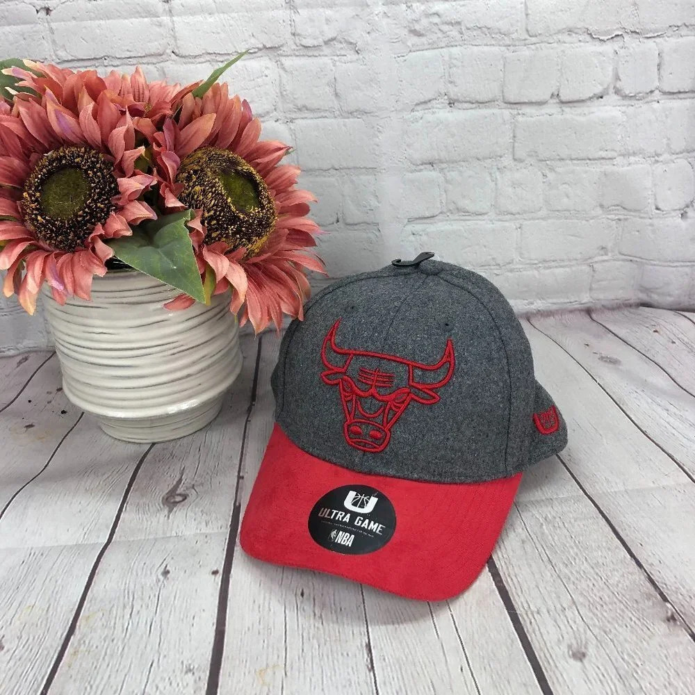 Chicago Bulls ultra game baseball cap adult one size